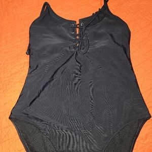 Women's swim suit